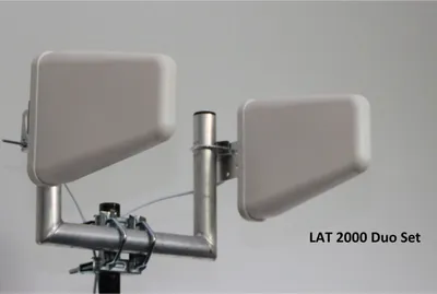 Produktbild von Wittenberg LAT 2000 DUO SET Universalantenne für alle Netze, 790-2690 Mhz, weiß
