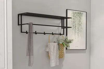 Produktbild von Industrieller Wandhaken aus Stahl „Gorm“, 80 cm, SCHWARZ MATT, mit Ablage im Loft-Stil