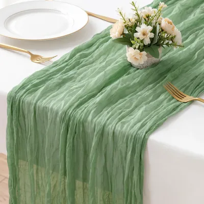 Productafbeelding van Mousseline tafelkleed - Gemaakt van gaasachtige stof - Voor tafeldecoratie - 90 x 400 cm, groen