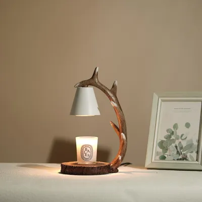 Produktbild von Kerzenwärmer Lampe – Duftlampe mit Timer & Dimmer, Tischlampe im Rentier-Design, dekoratives Accessoire für Wohnzimmer & Schlafzimmer