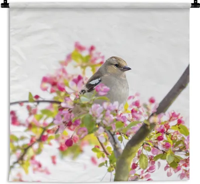 Produktbild von MuchoWow® Wandteppich Wandbehang Vogel zwischen rosa Blumen 90x90 cm Tapisserie Dekoration Wandtuch - Wandaufhänger