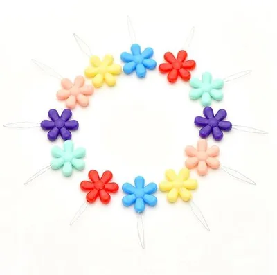 Immagine prodotto di Set di macchine da cucire in plastica - 30 pezzi - Ideale per cucire a mano e ricamo - Design compatto