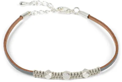 Produktbild von styleBREAKER Damen Armband mit Würfel Verzierung und Karabiner Verschluss, Armkette, Armschmuck, Schmuck 05040183
