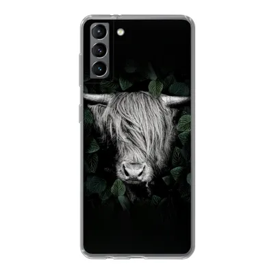 Produktbild von MuchoWow® Handyhülle Schutzhülle Hülle für Samsung Galaxy S21 Plus Schottischer Highlander - Blätter - Porträt Silikon Softcase Handy Hülle - Handy-Tasche