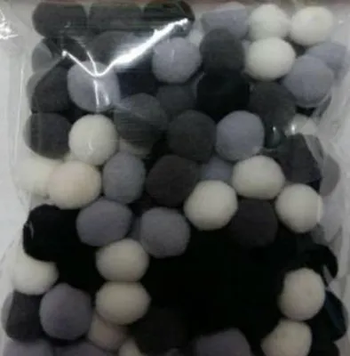 Zdjęcie produktu dla Szare pompony rzemieślnicze 10 mm, 100 sztuk (artykuły szkolne i papiernicze, artykuły kreatywne)