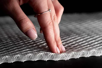 Produktbild von Airflow Matratzenunterlage 10mm aus 3D Mesh - Maßangefertigte Unterlage - Atmungsaktives Abstandsgewirke zur Belüftung der Matratze (120cm x 210cm)