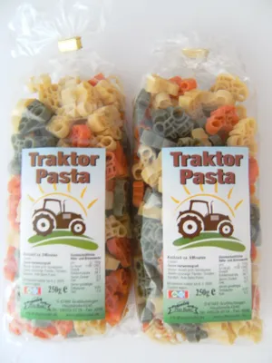 Produktbild von Streuteile Traktor aus Nudelteig, 2X 250 g, Nudeln, Pasta, Dekoration, Delikatesse, Traktoren