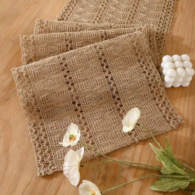 Productafbeelding van Ibenzoa® Jute tafelkleed met macramé – Bruin, 30 x 140 cm, jute/katoen/linnen, geschikt voor landelijke en boho-stijl tafeldecoratie