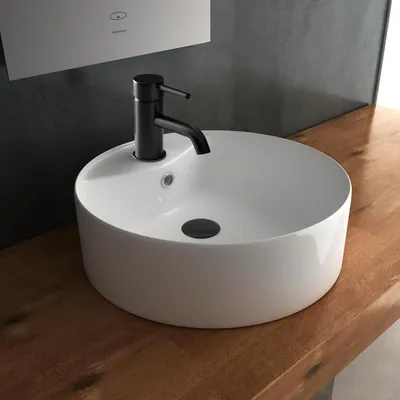 Produktbild von Alpenberger Rundes Schalenbecken | Aufsetzbare Waschschale aus Keramik | Mini Waschbecken Gäste WC | Waschbecken mit Lotuseffekt | Aufsatzbecken Klein mit Hahnloch und Überlauf | Badkeramik Modern