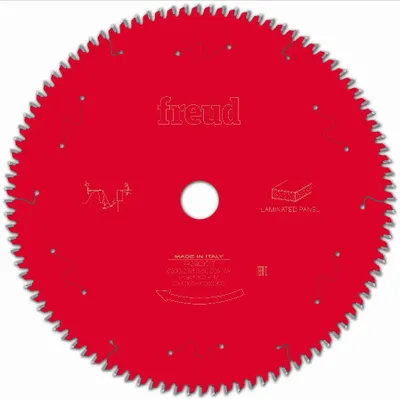 Produktbild von Sägeblatt für Handkreissäge FREUD - Ø300 2,8/1,8 AL30 Z96 BA -2° - F03FS09805 -FR28L001T