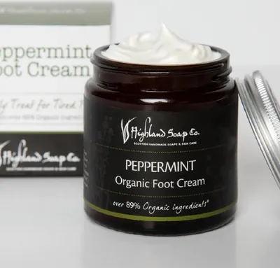 Produktbild von The Highland Soap Company Fußcreme Peppermint 120ml