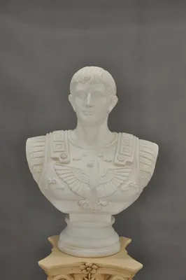 Immagine prodotto di Design Busto Imperatore Agosto Figura Statua Figure Sculture Scultura Decorazione