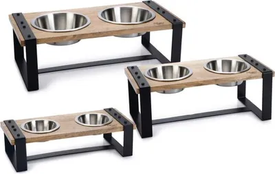 Image de Designed by Lotte Set de cuisine Karinto Gamelle pour chien en bois/métal avec 2 écuelles, taille : 48 x 22 x 18 cm