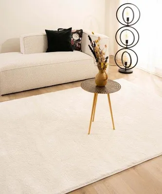 Immagine prodotto di Tappeto in velluto Unyqoos® 160x230 cm – Colore: Bianco Flair, Materiale: Polipropilene Soft-Touch, Altezza del pelo: 20 mm, Peso: 2600 g/m², Rifinitura vellutata discreta