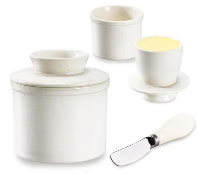 Productafbeelding van Franse boterpot van keramiek met deksel en botermes, watergekoelde boterhouder voor verse, smeerbare boter, vintage design
