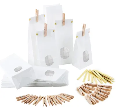 Produktbild von Logbuch-Verlag 25 Papiertüten mit Boden weiß mit Fenster + Clips + Klammern Blockbodenbeutel 7 x 4 x 20,5 cm Geschenktüte Verpackung Süßigkeiten Tee Kaffeemit Fenster & Clips / 10 Stück
