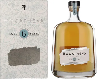 Produktbild von Bocathéva 6 Years Old Ron de Panama 45% Vol. 0,7l in Geschenkbox