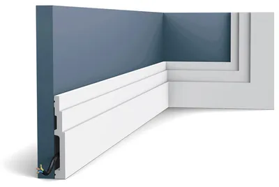 Immagine prodotto di Battiscopa a pavimento Orac Decor MODERN SX180 stile moderno 2 m