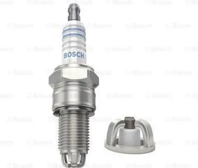 Produktbild von Bosch Zündkerze für Audi 80 90 100 A6 Sat Ibiza II VW Passat Golf III