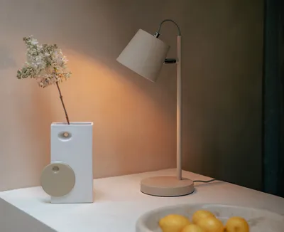 Produktbild von Buckle Head Tischlampe Beige