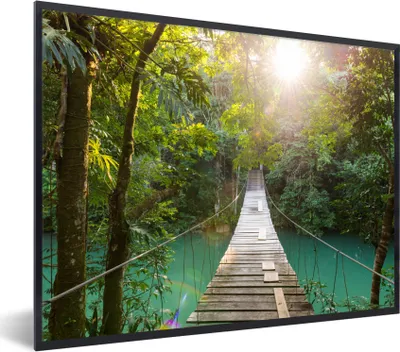 Produktbild von MuchoWow® Gerahmtes Poster Dschungel - Wasser - Brücke - Natur - Pflanzen 80x60 cm - Poster mit Schwarzem Bilderrahmen Wandposter Rahmen Foto Bilder - Schwarzem - Mit Gestell