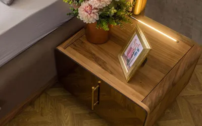 Obrázek produktu pro Moderní ložnicový set postel + 2x noční stolky desig nábytek 3 ks