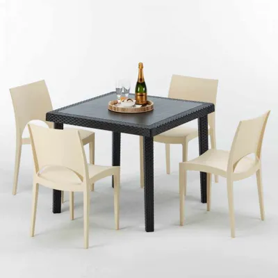 Produktbild von Schwarz Quadratisch Tisch und 4 Stühle Farbiges Polypropylen-Außenmastenset Grand Soleil Paris Passion - Beige