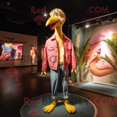 Produktbild von Goldener REDBROKOLY Flamingo Maskottchen Kostüm Charakter gekleidet mit Jeans und Haarnadeln