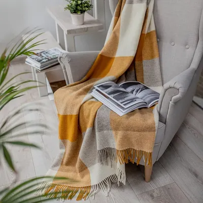 Wolldecke Karo 140x200 cm, 100% Neuseelandwolle, Beige/Senfgelb