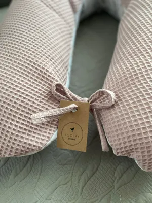 Produktbild von 190 cm L/XL Kissen Seitenschläferkissen Schwangerschaftskissen Stillkissen Bezug HASE Beige-Weiß/ Waffelpique ROSA  Relaxkissen Schlafen LOOLAY