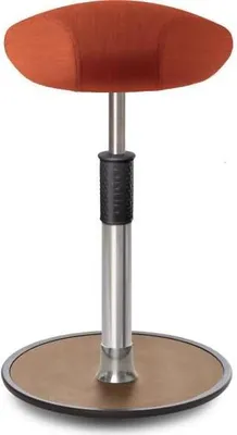 Produktbild von Sitz- Stehhocker Free Tall Triangel kvadrat Remix Orange Chrom /Natur.