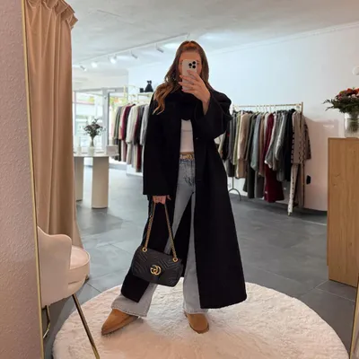 Produktbild von Mantel Kuscheliger "Pia" Schwarz, für Damen Mantel, Herbst & Winter Mantel, Winterjacke, Frauen Mäntel, Langer Mantel mit integriertem Schal, Jacke