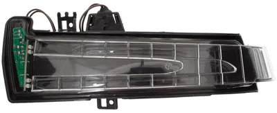 Zdjęcie produktu dla Lampa kierunkowskazu LED, lewa, do samochodów Mercedes-Benz W176, W246, W204, C117, C218, W212, C207