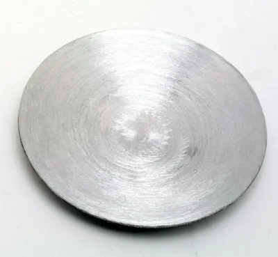 Produktbild von Kerzenteller, Dekoteller aus Alu gewölbt in Silber Ø 12,5 cm