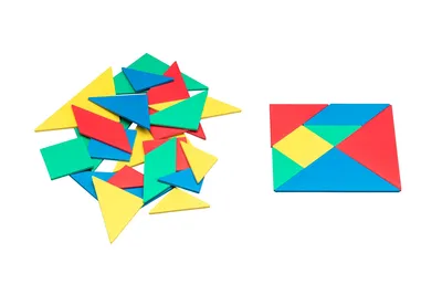 Image de Jeu de tangrams entièrement en plastique - Jeu de 4 couleurs différentes (28 pièces) en RE-Plastic°