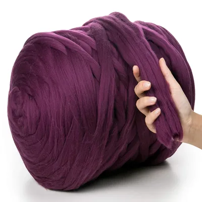 Produktbild von XXL Wolle – 100% Schurwolle, Dickes Filzgarn für Armstricken und Filzen – Lila 1kg