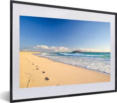 Produktbild von MuchoWow® MuchoWow® Gerahmtes Poster Strand - Meer - Berge 60x40 cm - Poster mit zchwarzem Bilderrahmen - Schlafzimmer - Plakat in Rahmen - Drucken