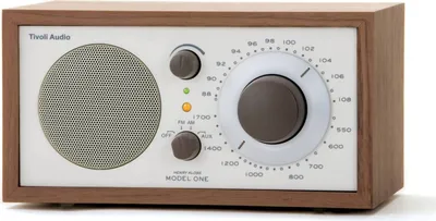 Produktbild von Tivoli Audio, Digitalradio AM/FM/AUX Modell One Holz, Braun