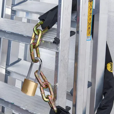 Produktbild von Y110B/40/152/1/B Standardschutz - Messing-Vorhängeschloss 40 mm - Langer Bügel - Gehärteter Stahlbügel - Doppelverriegelung - 3 Schlüssel