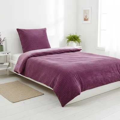 Produktbild von Kuschelige Bettwäsche in Ripp-Optik – 135x200 cm – Samtweiches Finish – Farbe: Rosenquarz Violett – 100% Polyester
