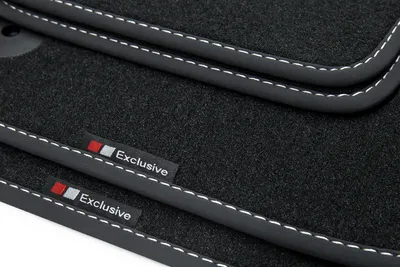 Produktbild von Exclusive-line Design Fußmatten passend für VW Golf Plus 5 6 Cross Bj. 2005-2014, Naht:Silber