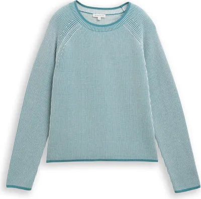 Image de Pull en maille à col rond