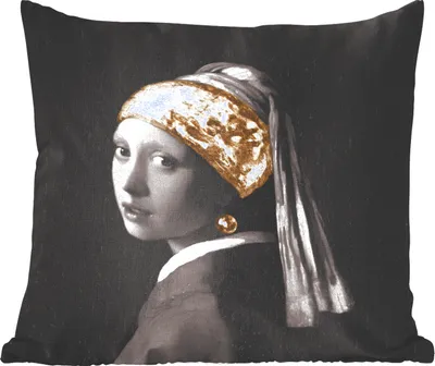 Produktbild von MuchoWow® Zierkissen Sofakissen Wohnzimmer Dekokissen 45x45 cm Das Mädchen mit dem Perlenohrring - Vermeer - Gold - Schlafpolster - Polster für das Sofa