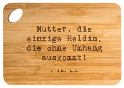 Produktbild von Mr. & Mrs. Panda Frühstücksbrettchen Spruch Heldin Mutter - Transparent - Geschenk, Selbstlosigkeit, Familie, Schneidebrett, Frühstücksbrett, brotzeitbrettchen, Stärke
