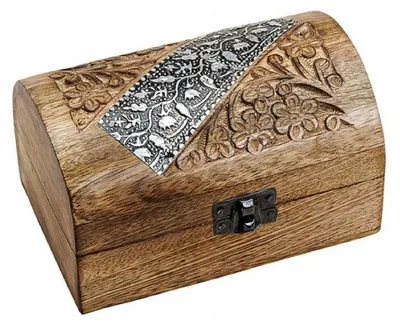 Produktbild von 1 Schatulle aus Mangoholz, handgeschnitzt, 15 x 8 x 10 cm