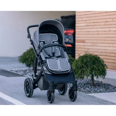 Produktbild von FreeON Universal Autositz- und Kinderwageneinsatz grau