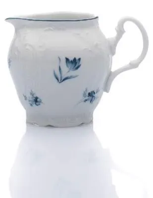 Produktbild von Thun 1794 Milchkännchen, Tschechisches Porzellan, Bernadotte, 250 ml, blaue Rosen, Thun