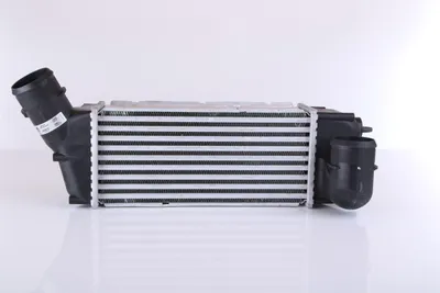 Produktbild von NISSENS 96515 Ladeluftkühler LLK passend für PEUGEOT 308 SW I (4E, 4H) Turbo Intercooler