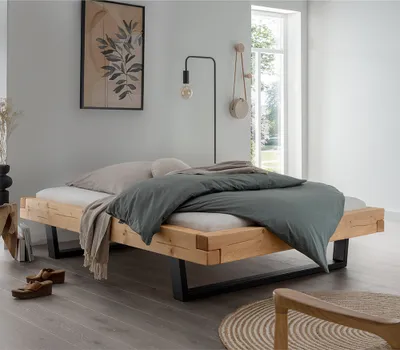 Produktbild von Massivholz Doppelbett, 180x200 cm, Fichte massiv, ohne Kopfteil, schwarze Metallkufen, UPPSALA-137, B/H/T ca. 198/42/228 cm