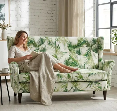 Produktbild von Schlafsofa ARI Poly 5 – im Ohrensessel-Stil, Webstoff in Grün (Muster), Family Meble, KI-generiertes Bild